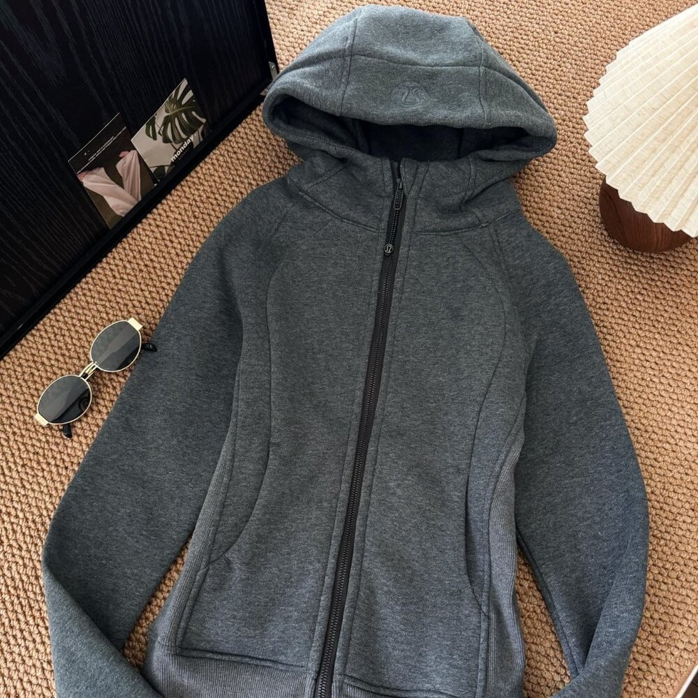 lululemon athletica Women's Fleece-Lined Hooded Activewear Sweatshirt